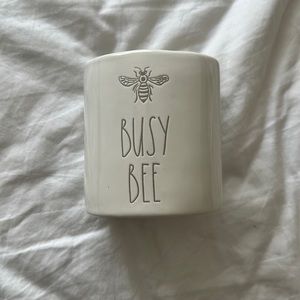 Rae Dunn Busy Bee Jar